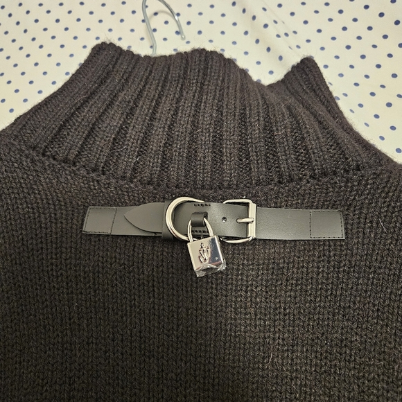 JW ANDERSON Turtle Neck Jumper with Patched Logo & Lock - Picture 7 of 8